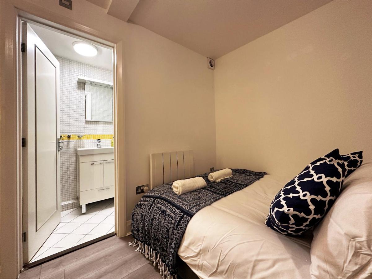 Chic Apartment In Mayfair London Exterior photo